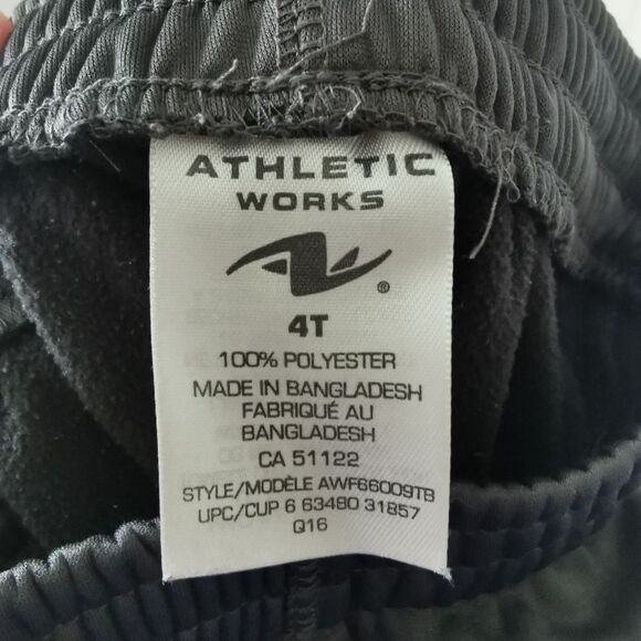 5/$10 Athletic works boys pants size 4 - Picture 2 of 4